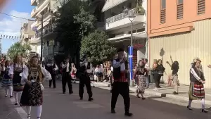 Live: H Κατερίνη Τιμά την 28η Οκτωβρίου – Δοξολογία, κατάθεση στεφάνων και παρέλαση (Φωτορεπορτάζ & Συνεχής Ενημέρωση)