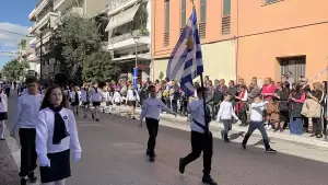 Live: H Κατερίνη Τιμά την 28η Οκτωβρίου – Δοξολογία, κατάθεση στεφάνων και παρέλαση (Φωτορεπορτάζ & Συνεχής Ενημέρωση)