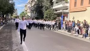 Live: H Κατερίνη Τιμά την 28η Οκτωβρίου – Δοξολογία, κατάθεση στεφάνων και παρέλαση (Φωτορεπορτάζ & Συνεχής Ενημέρωση)