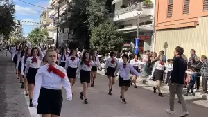 Live: H Κατερίνη Τιμά την 28η Οκτωβρίου – Δοξολογία, κατάθεση στεφάνων και παρέλαση (Φωτορεπορτάζ & Συνεχής Ενημέρωση)