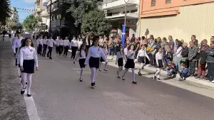 Live: H Κατερίνη Τιμά την 28η Οκτωβρίου – Δοξολογία, κατάθεση στεφάνων και παρέλαση (Φωτορεπορτάζ & Συνεχής Ενημέρωση)