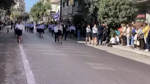 Live: H Κατερίνη Τιμά την 28η Οκτωβρίου – Δοξολογία, κατάθεση στεφάνων και παρέλαση (Φωτορεπορτάζ & Συνεχής Ενημέρωση)