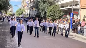 Live: H Κατερίνη Τιμά την 28η Οκτωβρίου – Δοξολογία, κατάθεση στεφάνων και παρέλαση (Φωτορεπορτάζ & Συνεχής Ενημέρωση)