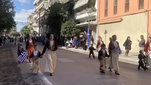 Live: H Κατερίνη Τιμά την 28η Οκτωβρίου – Δοξολογία, κατάθεση στεφάνων και παρέλαση (Φωτορεπορτάζ & Συνεχής Ενημέρωση)