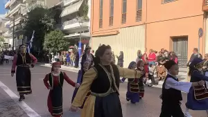 Live: H Κατερίνη Τιμά την 28η Οκτωβρίου – Δοξολογία, κατάθεση στεφάνων και παρέλαση (Φωτορεπορτάζ & Συνεχής Ενημέρωση)