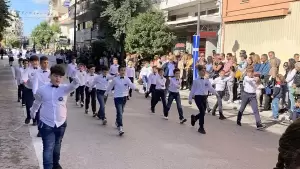 Live: H Κατερίνη Τιμά την 28η Οκτωβρίου – Δοξολογία, κατάθεση στεφάνων και παρέλαση (Φωτορεπορτάζ & Συνεχής Ενημέρωση)