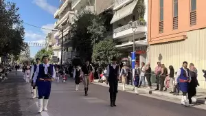 Live: H Κατερίνη Τιμά την 28η Οκτωβρίου – Δοξολογία, κατάθεση στεφάνων και παρέλαση (Φωτορεπορτάζ & Συνεχής Ενημέρωση)