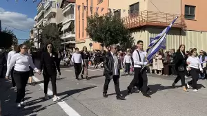 Live: H Κατερίνη Τιμά την 28η Οκτωβρίου – Δοξολογία, κατάθεση στεφάνων και παρέλαση (Φωτορεπορτάζ & Συνεχής Ενημέρωση)