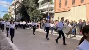 Live: H Κατερίνη Τιμά την 28η Οκτωβρίου – Δοξολογία, κατάθεση στεφάνων και παρέλαση (Φωτορεπορτάζ & Συνεχής Ενημέρωση)