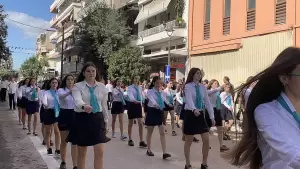 Live: H Κατερίνη Τιμά την 28η Οκτωβρίου – Δοξολογία, κατάθεση στεφάνων και παρέλαση (Φωτορεπορτάζ & Συνεχής Ενημέρωση)