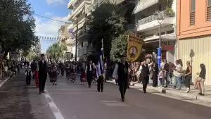 Live: H Κατερίνη Τιμά την 28η Οκτωβρίου – Δοξολογία, κατάθεση στεφάνων και παρέλαση (Φωτορεπορτάζ & Συνεχής Ενημέρωση)