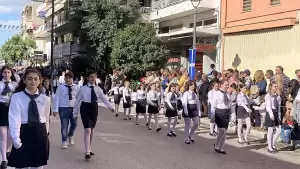 Live: H Κατερίνη Τιμά την 28η Οκτωβρίου – Δοξολογία, κατάθεση στεφάνων και παρέλαση (Φωτορεπορτάζ & Συνεχής Ενημέρωση)