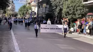 Live: H Κατερίνη Τιμά την 28η Οκτωβρίου – Δοξολογία, κατάθεση στεφάνων και παρέλαση (Φωτορεπορτάζ & Συνεχής Ενημέρωση)