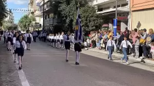 Live: H Κατερίνη Τιμά την 28η Οκτωβρίου – Δοξολογία, κατάθεση στεφάνων και παρέλαση (Φωτορεπορτάζ & Συνεχής Ενημέρωση)