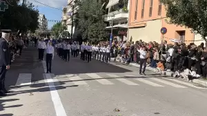 Live: H Κατερίνη Τιμά την 28η Οκτωβρίου – Δοξολογία, κατάθεση στεφάνων και παρέλαση (Φωτορεπορτάζ & Συνεχής Ενημέρωση)