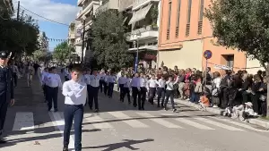 Live: H Κατερίνη Τιμά την 28η Οκτωβρίου – Δοξολογία, κατάθεση στεφάνων και παρέλαση (Φωτορεπορτάζ & Συνεχής Ενημέρωση)