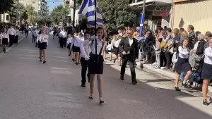 Live: H Κατερίνη Τιμά την 28η Οκτωβρίου – Δοξολογία, κατάθεση στεφάνων και παρέλαση (Φωτορεπορτάζ & Συνεχής Ενημέρωση)