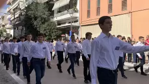 Live: H Κατερίνη Τιμά την 28η Οκτωβρίου – Δοξολογία, κατάθεση στεφάνων και παρέλαση (Φωτορεπορτάζ & Συνεχής Ενημέρωση)