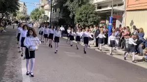 Live: H Κατερίνη Τιμά την 28η Οκτωβρίου – Δοξολογία, κατάθεση στεφάνων και παρέλαση (Φωτορεπορτάζ & Συνεχής Ενημέρωση)