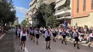 Live: H Κατερίνη Τιμά την 28η Οκτωβρίου – Δοξολογία, κατάθεση στεφάνων και παρέλαση (Φωτορεπορτάζ & Συνεχής Ενημέρωση)