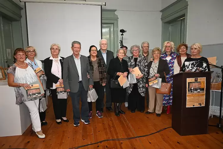 Photons Art 9: Έκθεση «Με μια βαλίτσα όνειρα» για την Μετανάστευση ’60 ’70