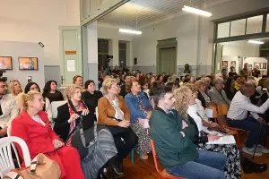 Photons Art 9: Έκθεση «Με μια βαλίτσα όνειρα» για την Μετανάστευση ’60 ’70