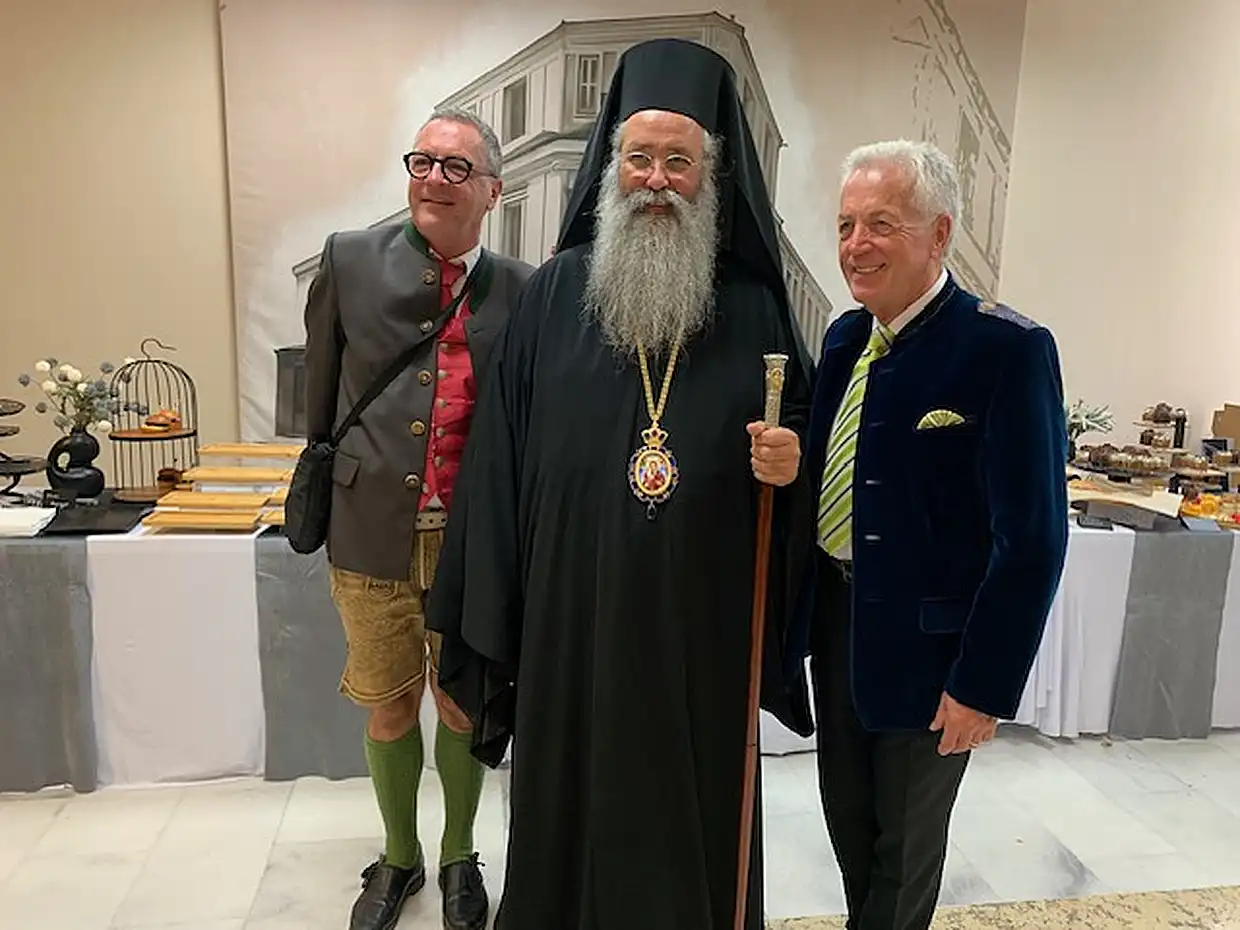 Βημα..τίζοντας: Δεξίωση στο Δημαρχείο για τον εορτασμό της απελευθέρωσης Δεξίωση στο Δημαρχείο για τον εορτασμό της απελευθέρωσης