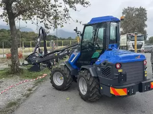 Δήμος Δίου Ολύμπου: Με νέο πολυμηχάνημα ενισχύθηκε ο στόλος μηχανημάτων έργου