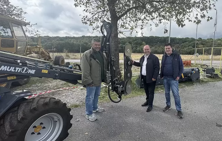 Δήμος Δίου Ολύμπου: Με νέο πολυμηχάνημα ενισχύθηκε ο στόλος μηχανημάτων έργου