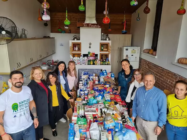 Δήμος Κατερίνης: Ανθρώπινη αλυσίδα προσφοράς από τους Παιδικούς Σταθμούς