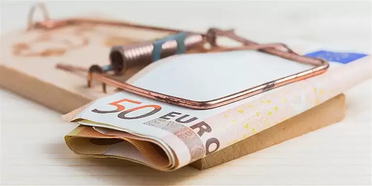 Η Ελλάδα μαθαίνει να κόβει αποδείξεις και να δηλώνει υπερωρίες