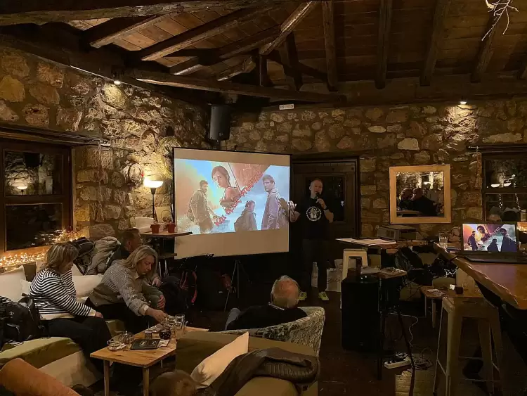  Ένα Μαγευτικό Σαββατοκύριακο με Άρωμα Μανιταριού στο Παλιό Ελατοχώρι