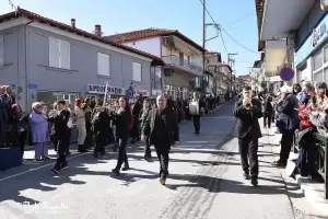 Εορτασμός 28ης Οκτωβρίου στον Κολινδρό – Παρέλαση, δοξολογία και συγκίνηση (εικόνες) Εορτασμός 28ης Οκτωβρίου στον Κολινδρό – Παρέλαση, δοξολογία και συγκίνηση