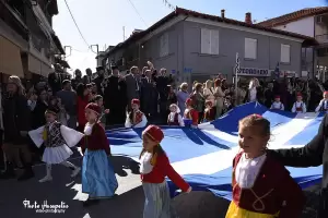 Εορτασμός 28ης Οκτωβρίου στον Κολινδρό – Παρέλαση, δοξολογία και συγκίνηση (εικόνες) Εορτασμός 28ης Οκτωβρίου στον Κολινδρό – Παρέλαση, δοξολογία και συγκίνηση