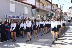 Εορτασμός 28ης Οκτωβρίου στον Κολινδρό – Παρέλαση, δοξολογία και συγκίνηση (εικόνες) Εορτασμός 28ης Οκτωβρίου στον Κολινδρό – Παρέλαση, δοξολογία και συγκίνηση