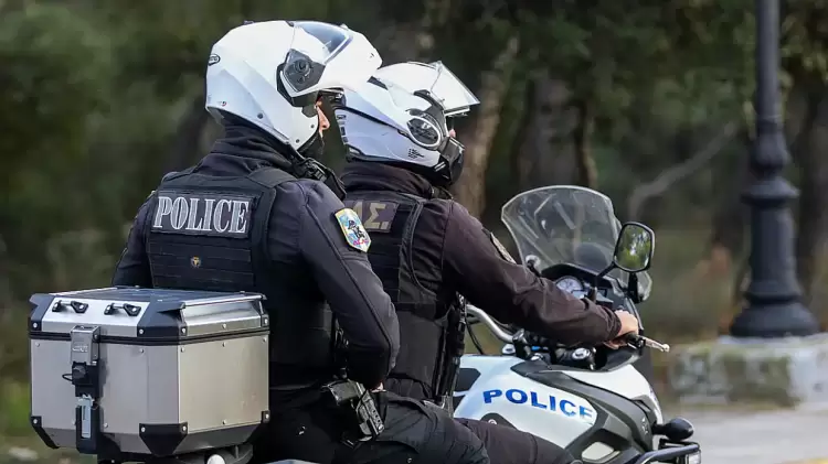 Εξιχνίαση 6 κλοπών σε Κατερίνη, Πιερία: Δύο άνδρες ταυτοποιήθηκαν (69 χαρακτήρες) Εξιχνίαση 6 κλοπών σε Κατερίνη, Πιερία: Δύο άνδρες ταυτοποιήθηκαν (69 χαρακτήρες)