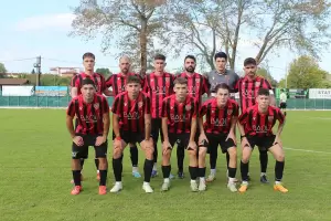 Γ’ Εθνική (2ος Όμιλος): Ο Εθνικός Νέου Κεραμιδίου νίκησε 1 0 τον Σαρακηνό Βόλου με πέναλτι του Κυπαρίσση