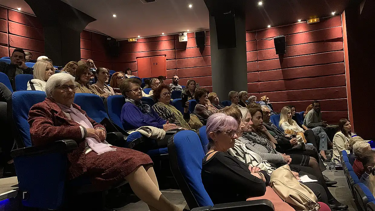 «Για Θύμισέ Μου»: Ευαισθητοποίηση στην Κατερίνη και πλήθος κόσμου στην εκδήλωση για το Αλτσχάιμερ