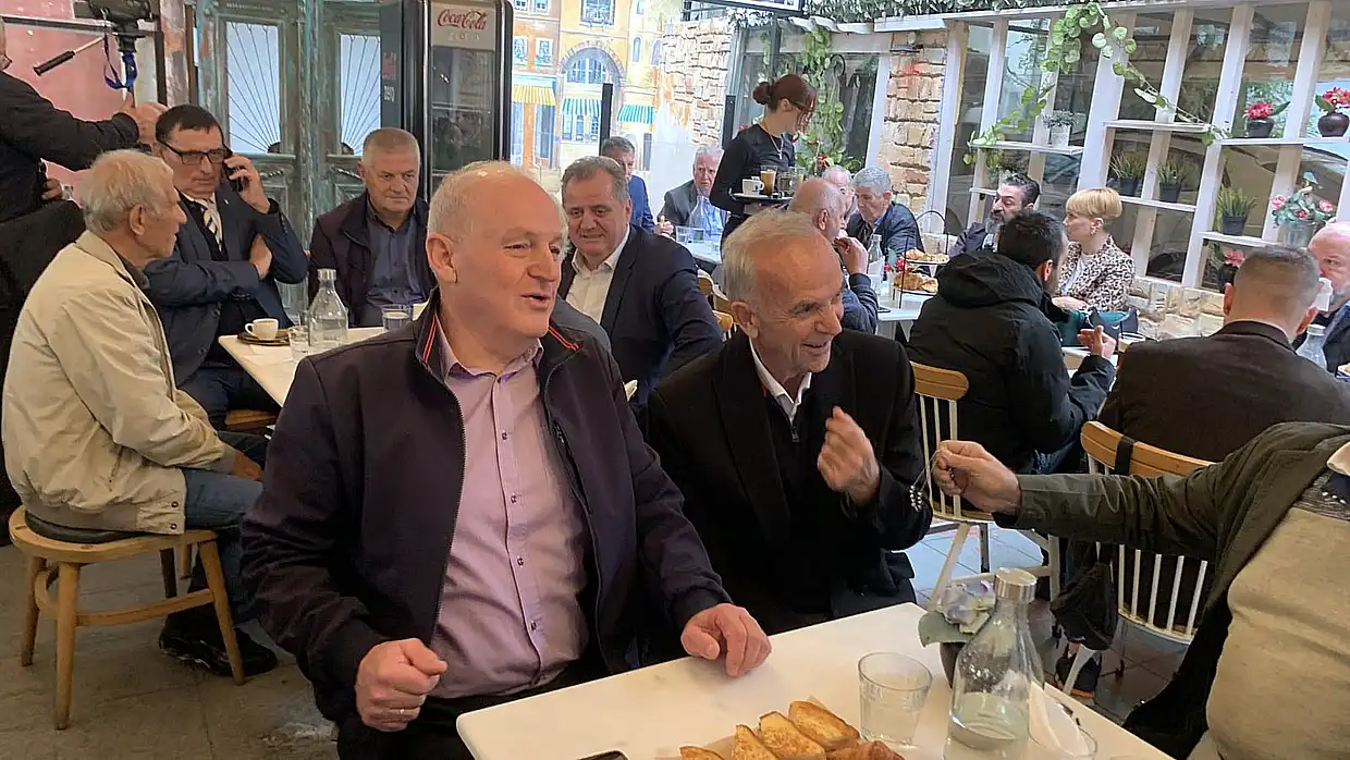 Κατερίνη: Ο εορτασμός της Ημέρας της Αστυνομίας και του Αγίου Αρτεμίου (φωτορεπορτάζ και βίντεο) Κατερίνη: Ο εορτασμός της Ημέρας της Αστυνομίας και του Αγίου Αρτεμίου