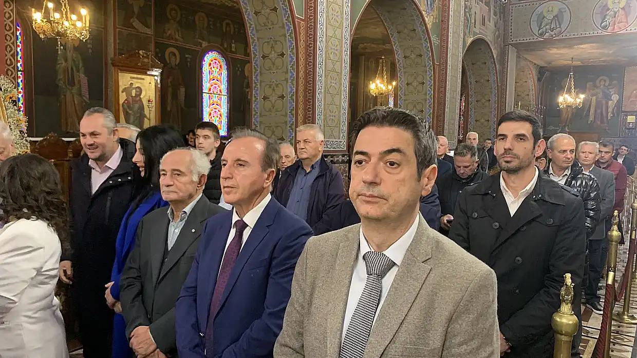 Κατερίνη: Ο εορτασμός της Ημέρας της Αστυνομίας και του Αγίου Αρτεμίου (φωτορεπορτάζ και βίντεο) Κατερίνη: Ο εορτασμός της Ημέρας της Αστυνομίας και του Αγίου Αρτεμίου