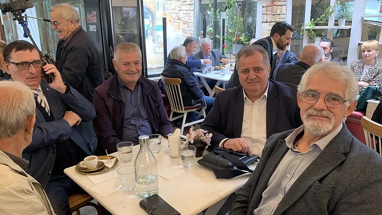 Κατερίνη: Ο εορτασμός της Ημέρας της Αστυνομίας και του Αγίου Αρτεμίου (φωτορεπορτάζ και βίντεο) Κατερίνη: Ο εορτασμός της Ημέρας της Αστυνομίας και του Αγίου Αρτεμίου