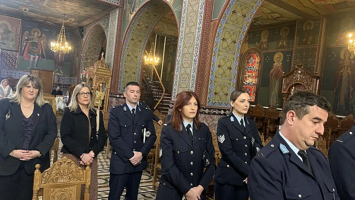 Κατερίνη: Ο εορτασμός της Ημέρας της Αστυνομίας και του Αγίου Αρτεμίου (φωτορεπορτάζ και βίντεο) Κατερίνη: Ο εορτασμός της Ημέρας της Αστυνομίας και του Αγίου Αρτεμίου