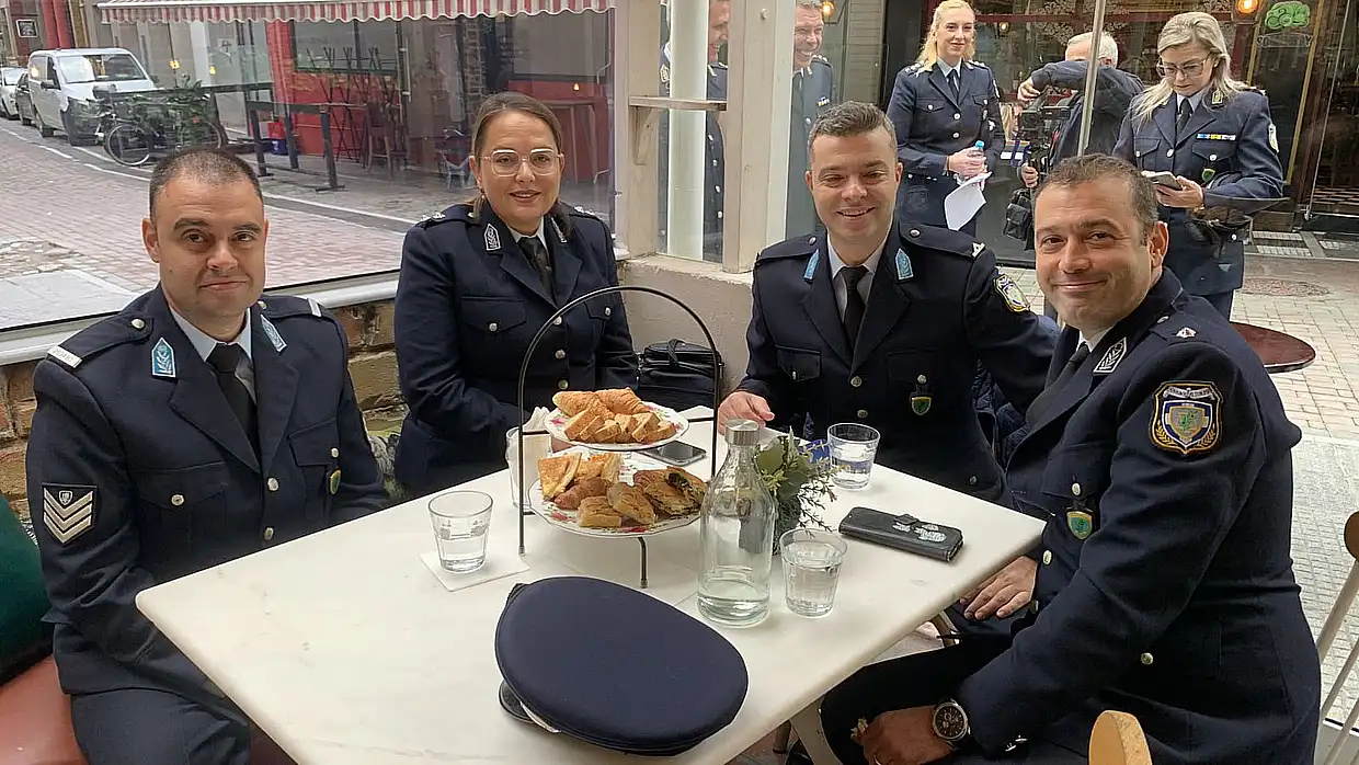 Κατερίνη: Ο εορτασμός της Ημέρας της Αστυνομίας και του Αγίου Αρτεμίου (φωτορεπορτάζ και βίντεο) Κατερίνη: Ο εορτασμός της Ημέρας της Αστυνομίας και του Αγίου Αρτεμίου