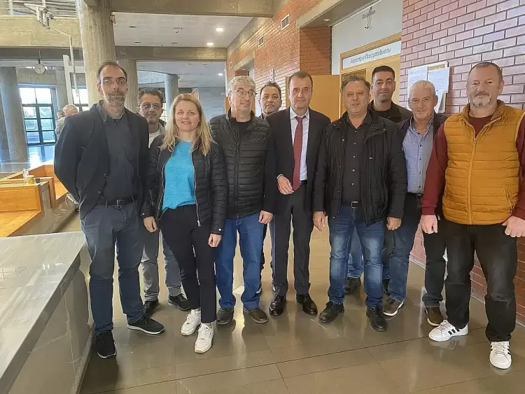 Κατερίνη: Παραμένουν 19 συμβασιούχοι καθαριότητας στον Δήμο έως τον Μάιο 2026 Κατερίνη: Παραμένουν 19 συμβασιούχοι καθαριότητας στον Δήμο έως τον Μάιο 2026