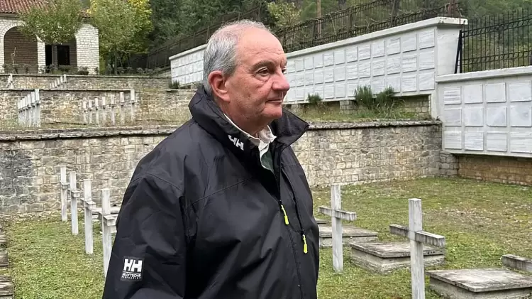 Κώστας Καραμανλής: Φόρος τιμής στους πεσόντες του ’40 σε Βουλιαράτες και Κλεισούρα