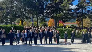 Με λαμπρότητα ο εορτασμός της Εθνικής Επετείου της 28ης Οκτωβρίου 1940 στις 12 κοινότητες του Δήμου Δίου-Ολύμπου Με λαμπρότητα ο εορτασμός της Εθνικής Επετείου της 28ης Οκτωβρίου 1940 στις 12 κοινότητες του Δήμου Δίου Ολύμπου