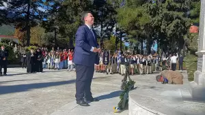 Με λαμπρότητα ο εορτασμός της Εθνικής Επετείου της 28ης Οκτωβρίου 1940 στις 12 κοινότητες του Δήμου Δίου-Ολύμπου Με λαμπρότητα ο εορτασμός της Εθνικής Επετείου της 28ης Οκτωβρίου 1940 στις 12 κοινότητες του Δήμου Δίου Ολύμπου