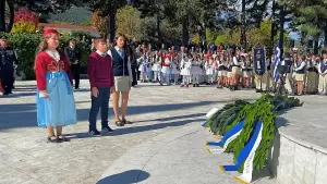 Με λαμπρότητα ο εορτασμός της Εθνικής Επετείου της 28ης Οκτωβρίου 1940 στις 12 κοινότητες του Δήμου Δίου-Ολύμπου Με λαμπρότητα ο εορτασμός της Εθνικής Επετείου της 28ης Οκτωβρίου 1940 στις 12 κοινότητες του Δήμου Δίου Ολύμπου