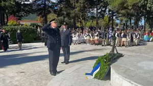 Με λαμπρότητα ο εορτασμός της Εθνικής Επετείου της 28ης Οκτωβρίου 1940 στις 12 κοινότητες του Δήμου Δίου-Ολύμπου Με λαμπρότητα ο εορτασμός της Εθνικής Επετείου της 28ης Οκτωβρίου 1940 στις 12 κοινότητες του Δήμου Δίου Ολύμπου