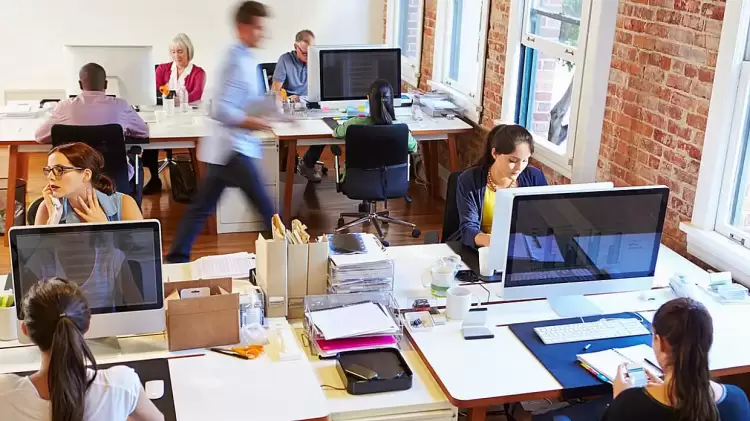 Οι 8 αλλαγές που φέρνει το εργασιακό νομοσχέδιο Οι 8 αλλαγές που φέρνει το εργασιακό νομοσχέδιο